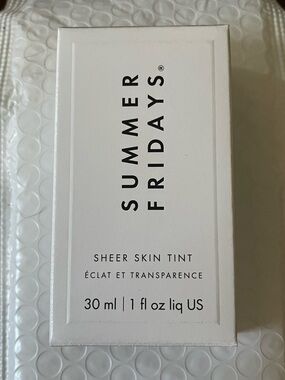 New Unopened Summer Fridays Sheer Skin Tint - Shade 9
